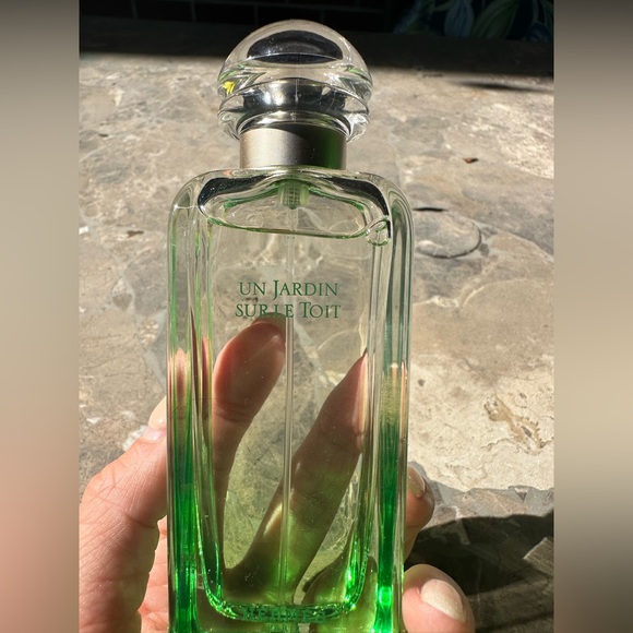 Hermes Le Jardin sur le toit Perfume - Picture 3 of 5